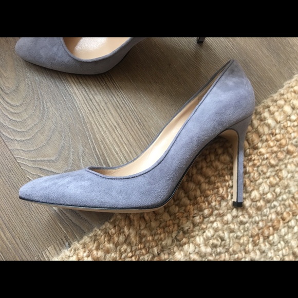 NEW Manolo Blahnik Bb suede pumps - Picture 3 of 6